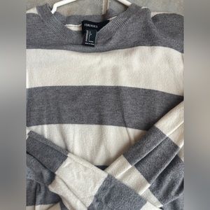 forever 21 crewneck sweater